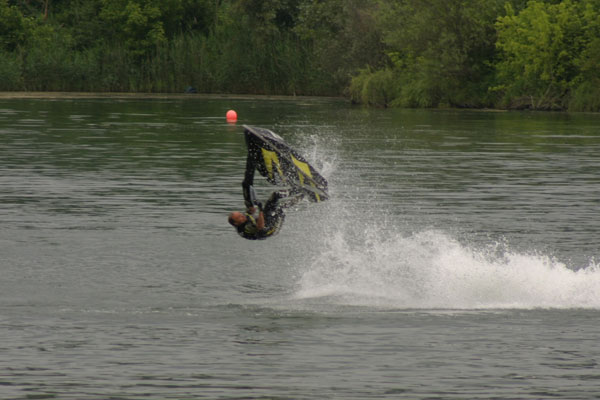 jet ski
